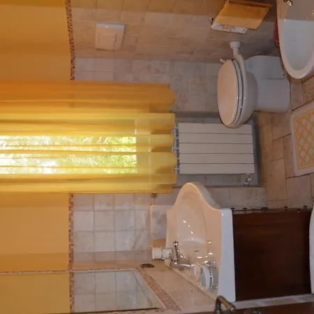 La Terrazza Del Subasio Bed & Breakfast 2*