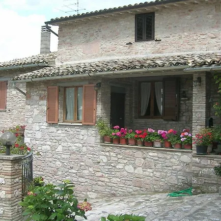 La Terrazza Del Subasio 2*